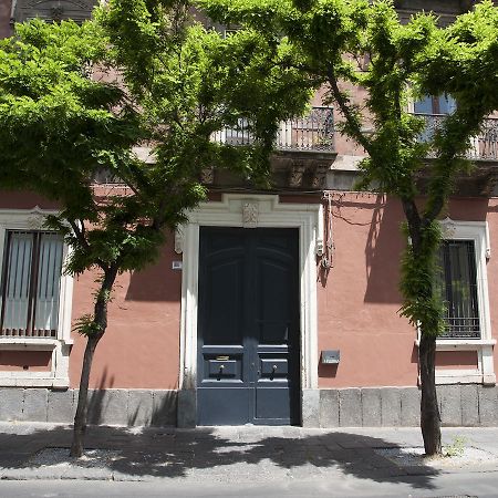 Bed and Breakfast La Dimora Del Marchese à Catane Extérieur photo